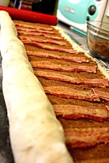 bacon-cinnamon-rolls