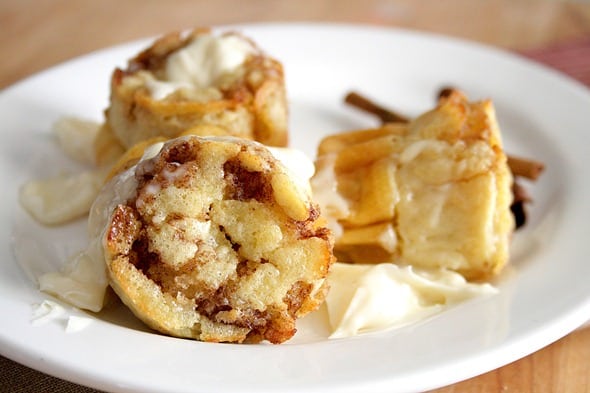 cinnamon-roll-popover-2